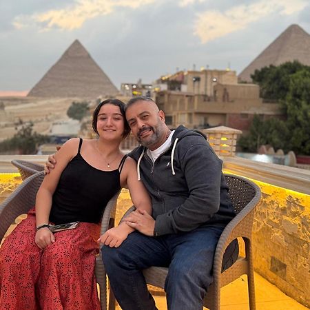 King Ali Pyramids View Inn Kafret el-Gabal Exteriör bild