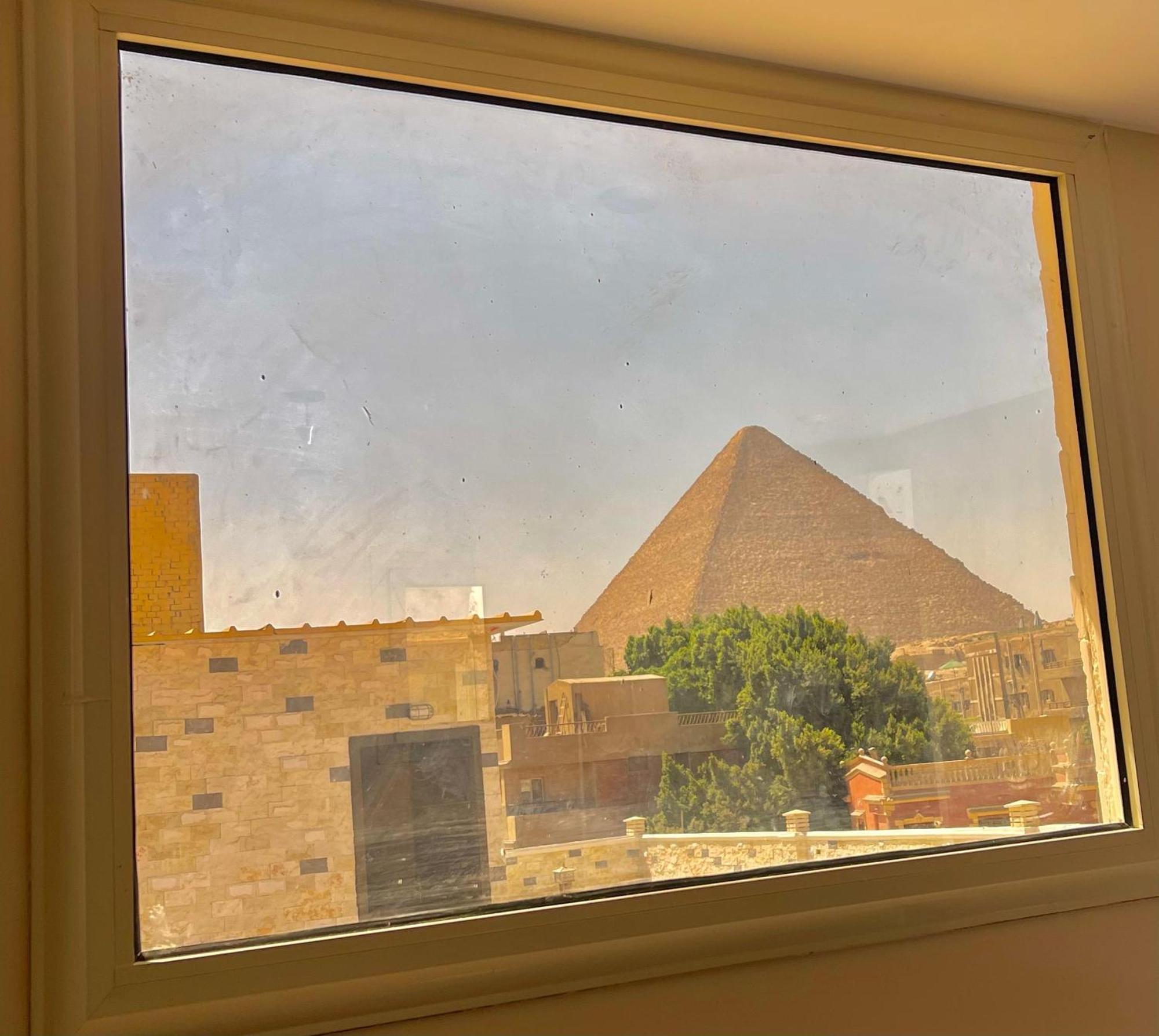 King Ali Pyramids View Inn Kafret el-Gabal Exteriör bild